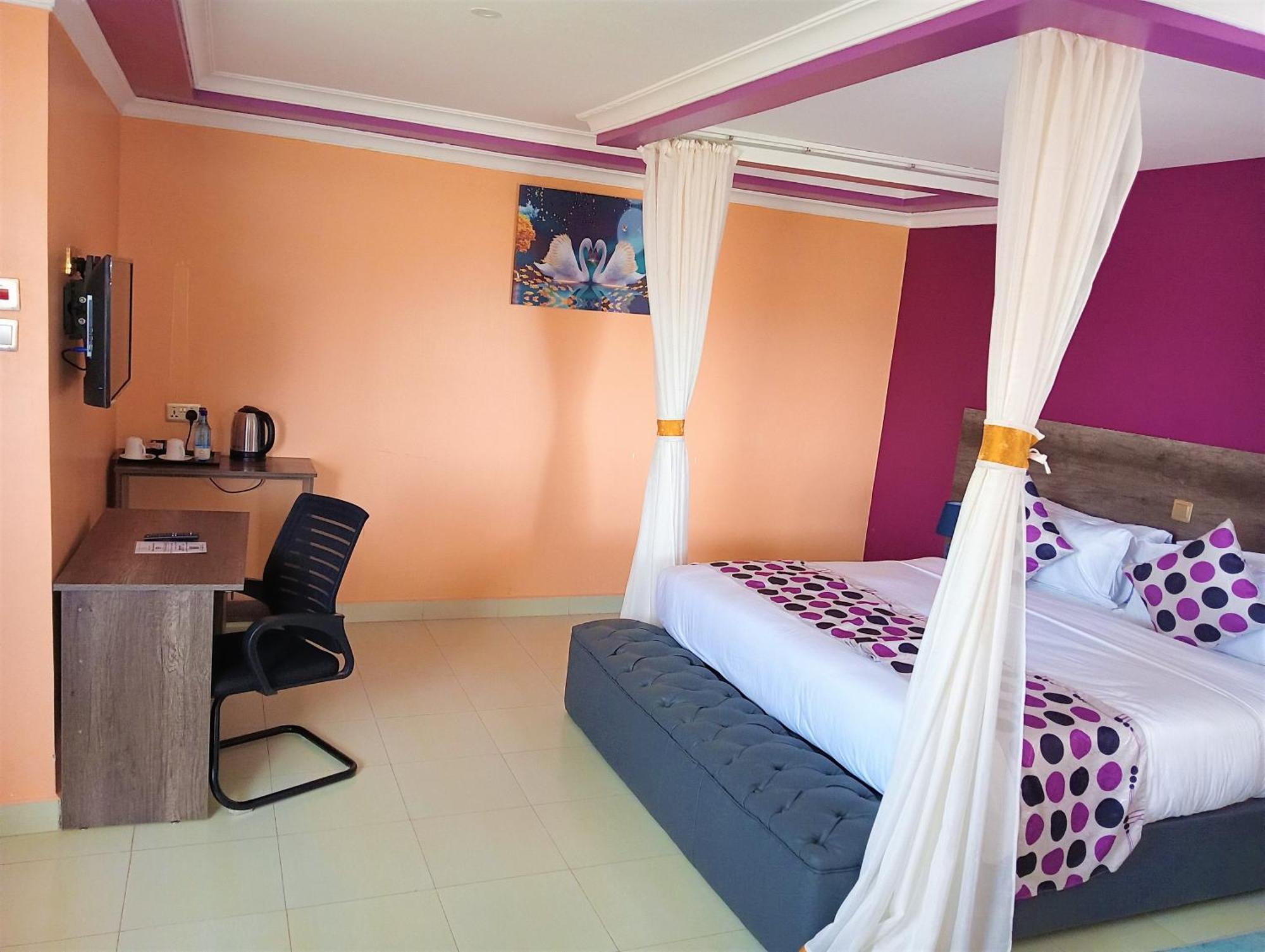 Jaqanaz Resort Naro Moru Buitenkant foto